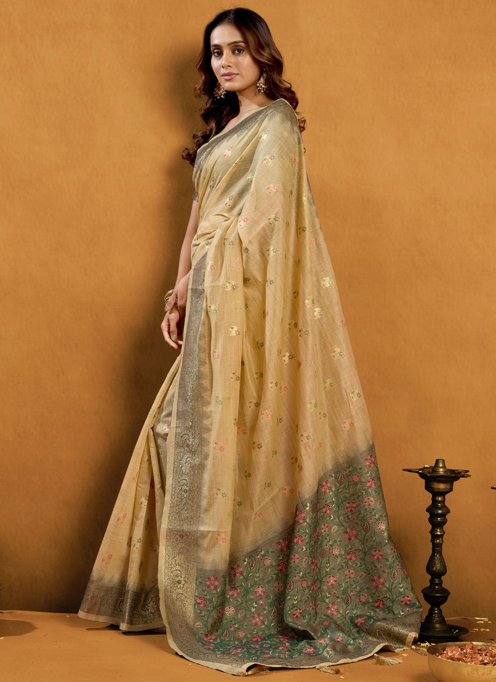 Cream Cotton Trendy Saree Weaving Zari, Zari S17308