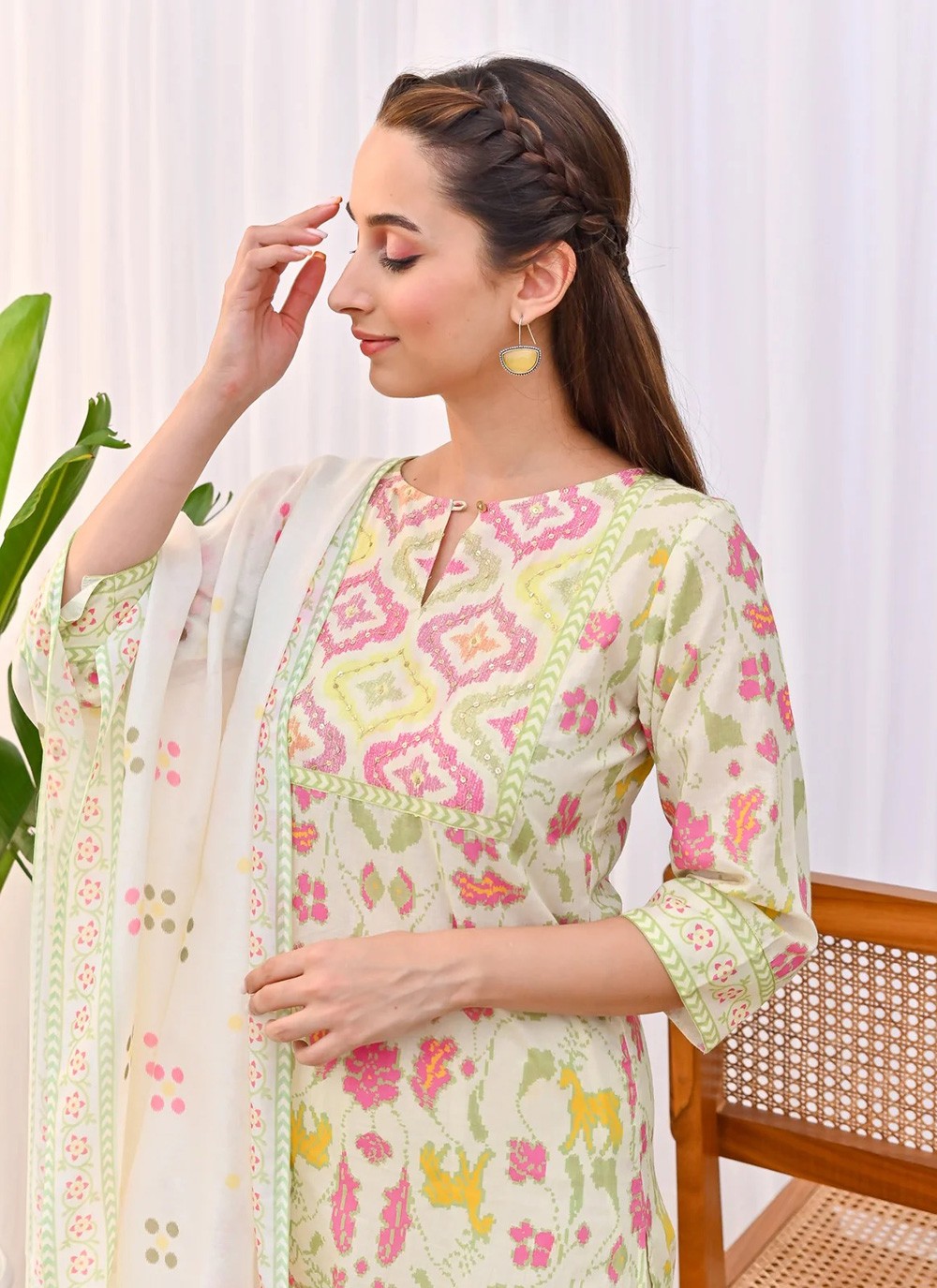 Salwar Suit Embroidered Cream Rayon T5077