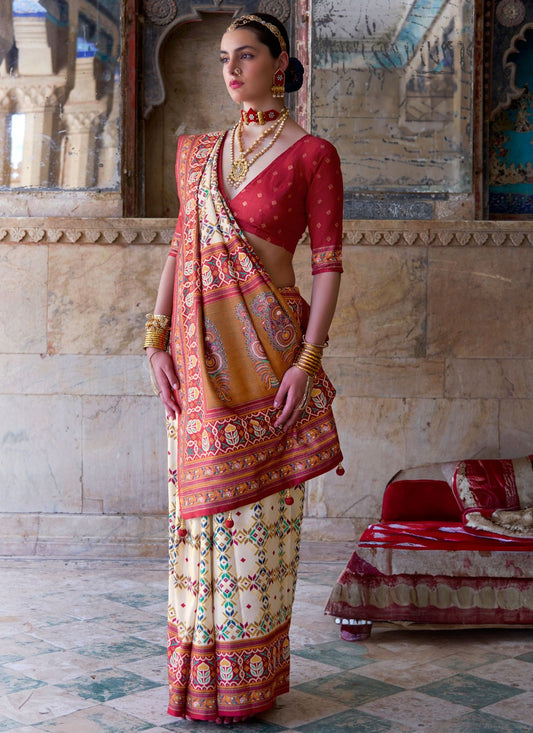 Cream Silk Contemporary Saree Patola Print S20316