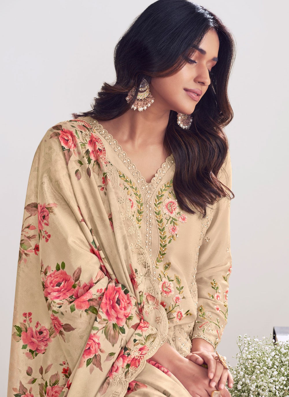 Palazzo Suit Embroidered, Thread Cream T8508
