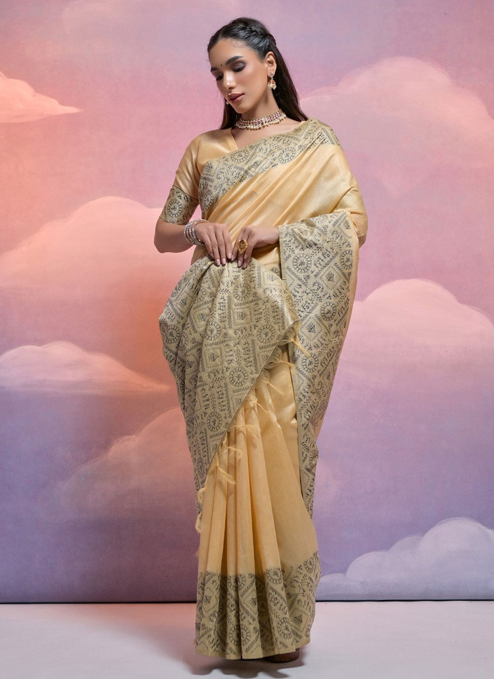 Classic Woven Handloom Silk Saree - S5715