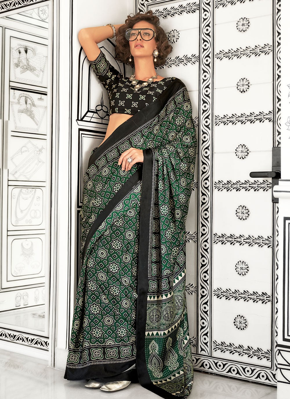 Classic Printed Crepe Silk, Satin Saree - S6780