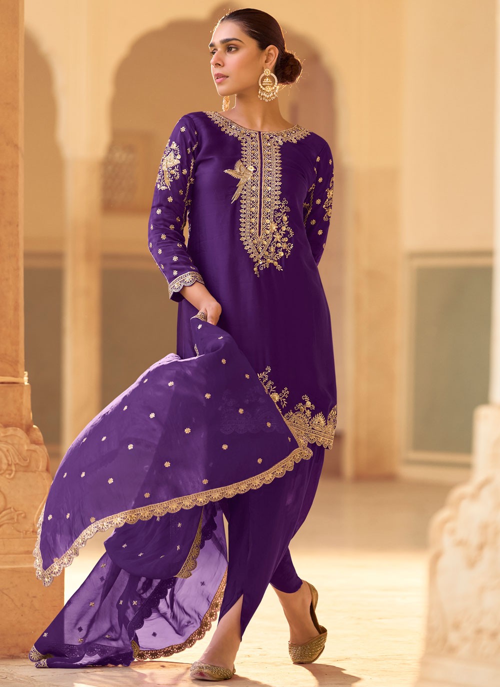 Salwar Suit Embroidered Violet Crepe Silk T5422