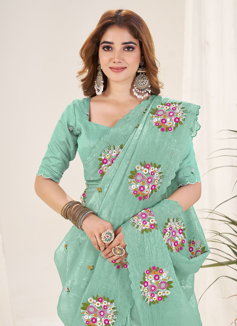Green Crush Contemporary Saree Cut Work, Embroidered, Thread S19134