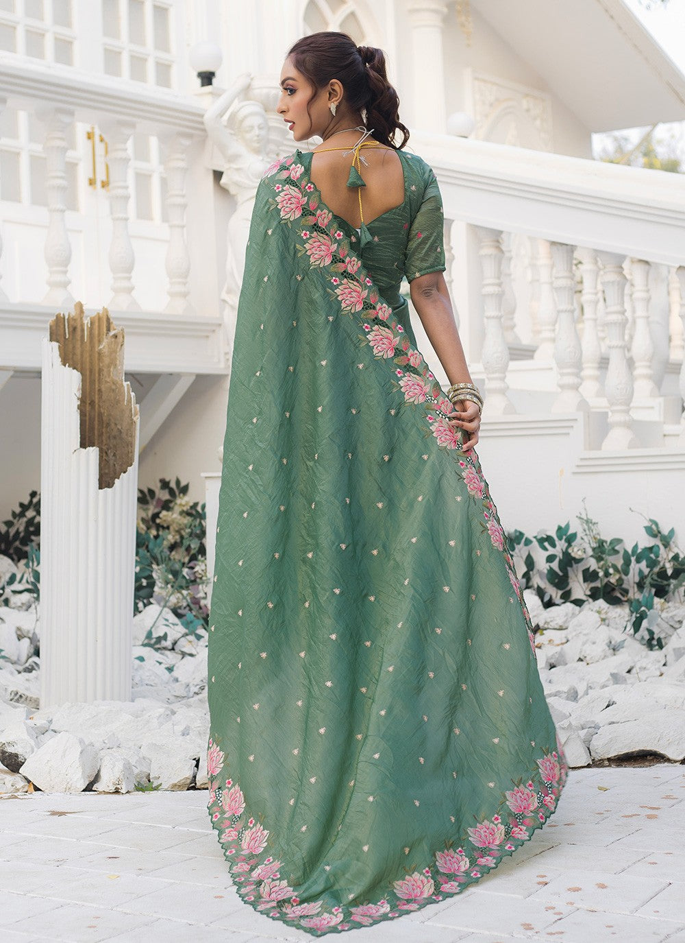 Contemporary Printed Green Crush Saree S12546