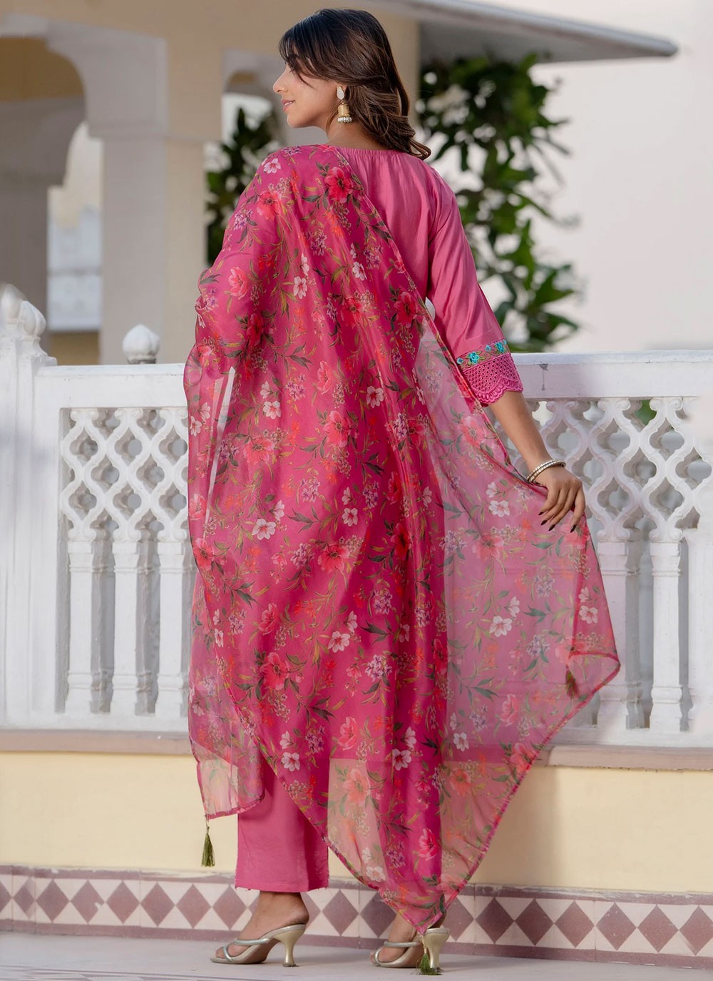 Embroidered Silk Pink Salwar Suit T6138