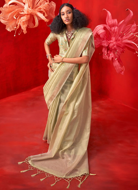 Weaving Zari Handloom Silk Green Designer Saree S15582