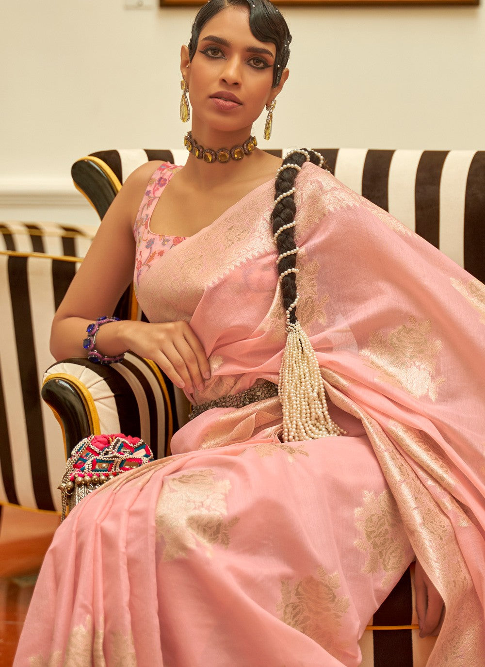 Classic Weaving Zari Art Silk Saree - S3684