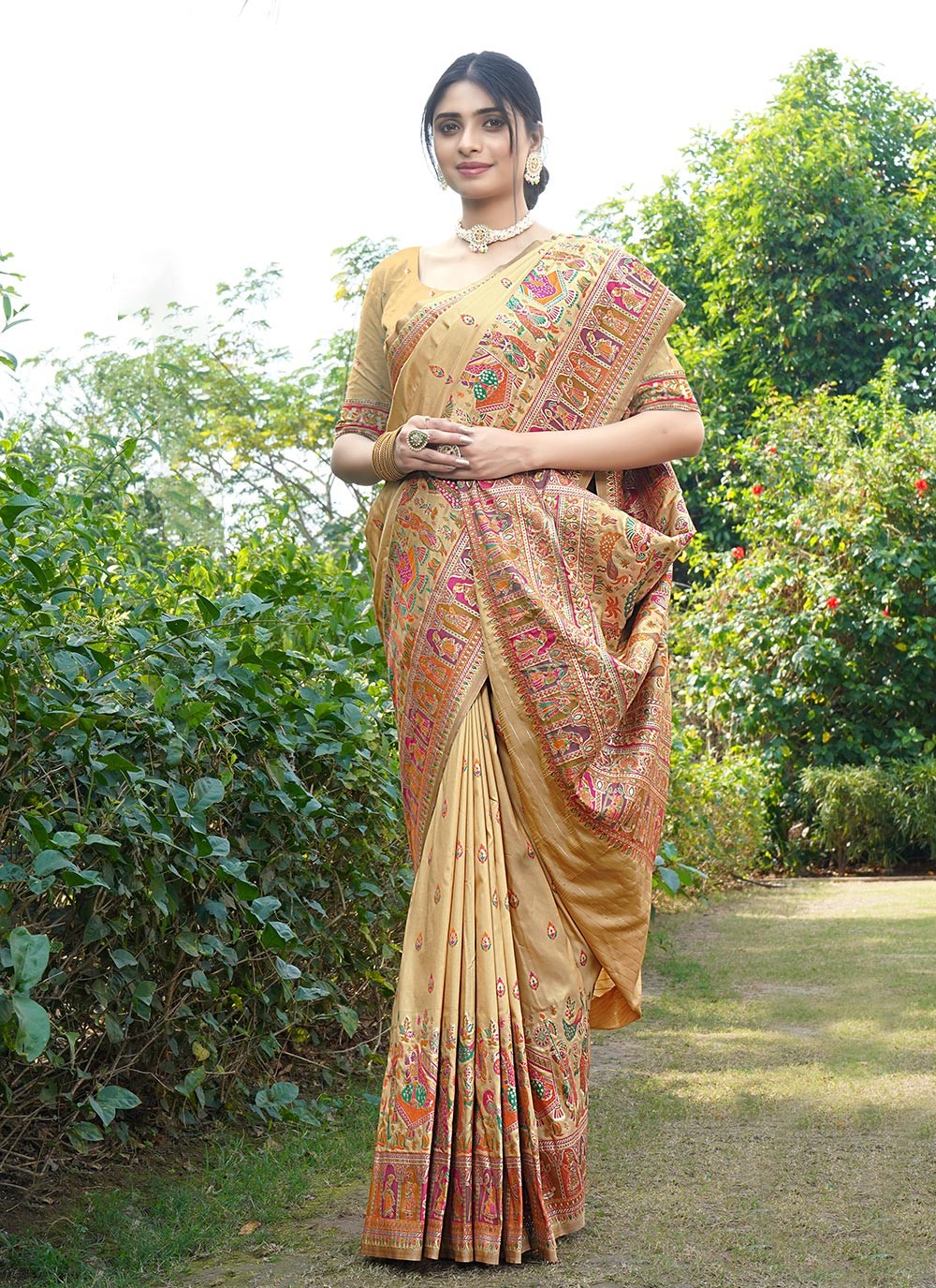 Traditional Weaving Zari Pure Silk Saree - S8496