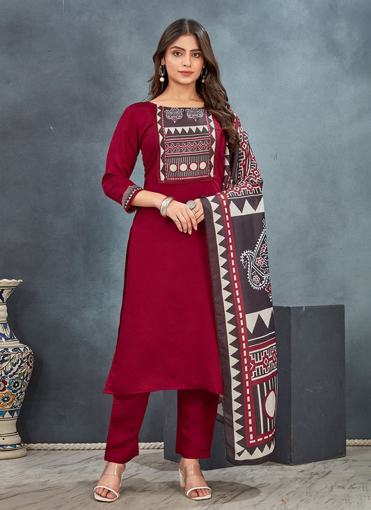 Pant Style Suit Digital Print Red Silk T5007