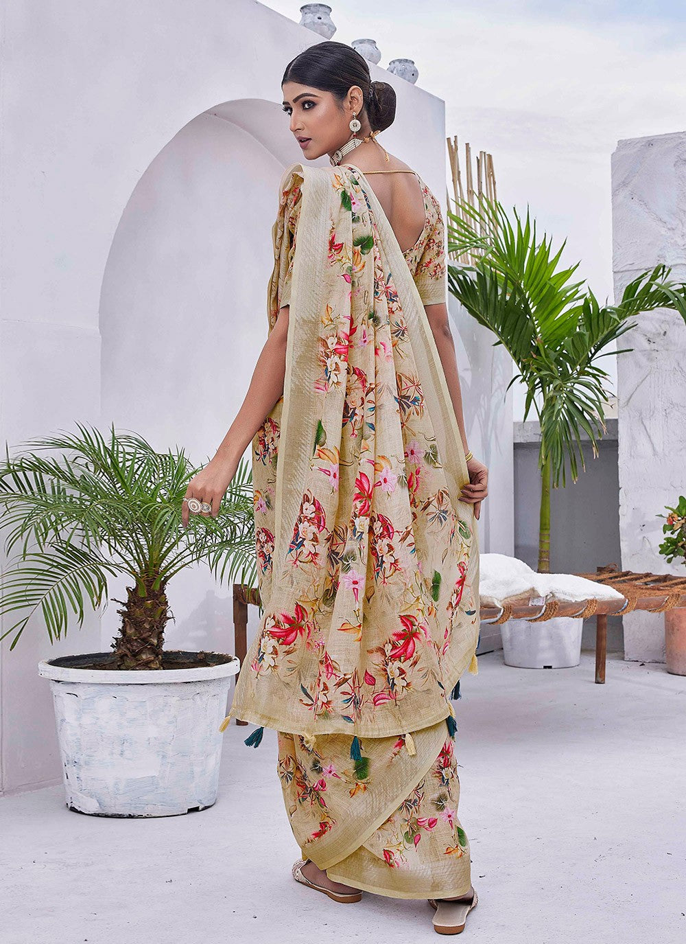 Classic Digital Print Linen Saree - S8986