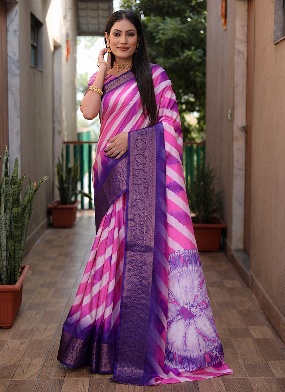 Classic Digital Print Silk Saree - S6910