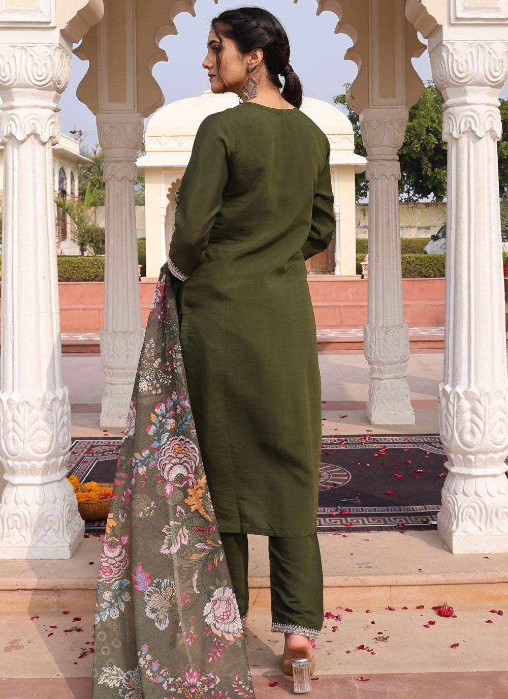 Salwar Suit Embroidered Green Cotton Silk T5744