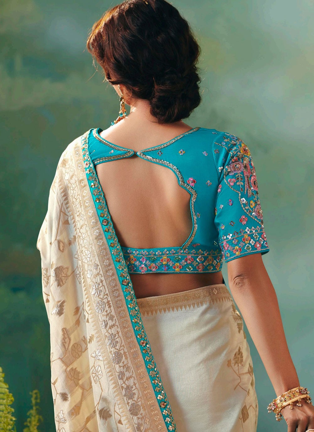 Cream Silk Trendy Saree Embroidered, Weaving Zari S20205