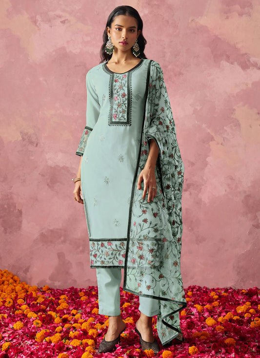 Salwar Suit Embroidered Blue T7348