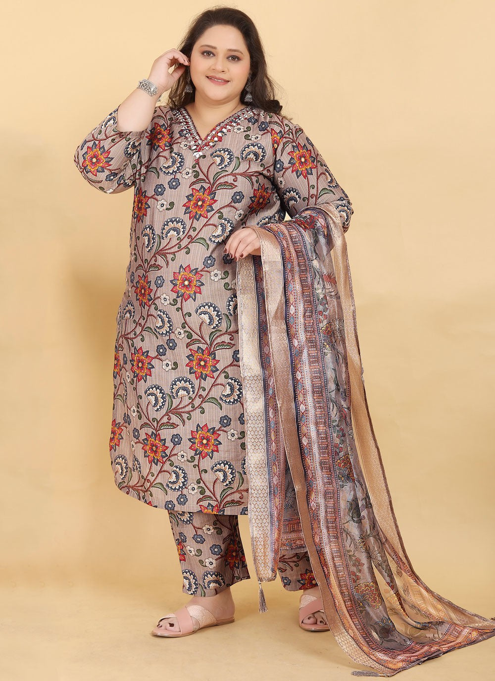 Salwar Suit Embroidered Grey Viscose T5402