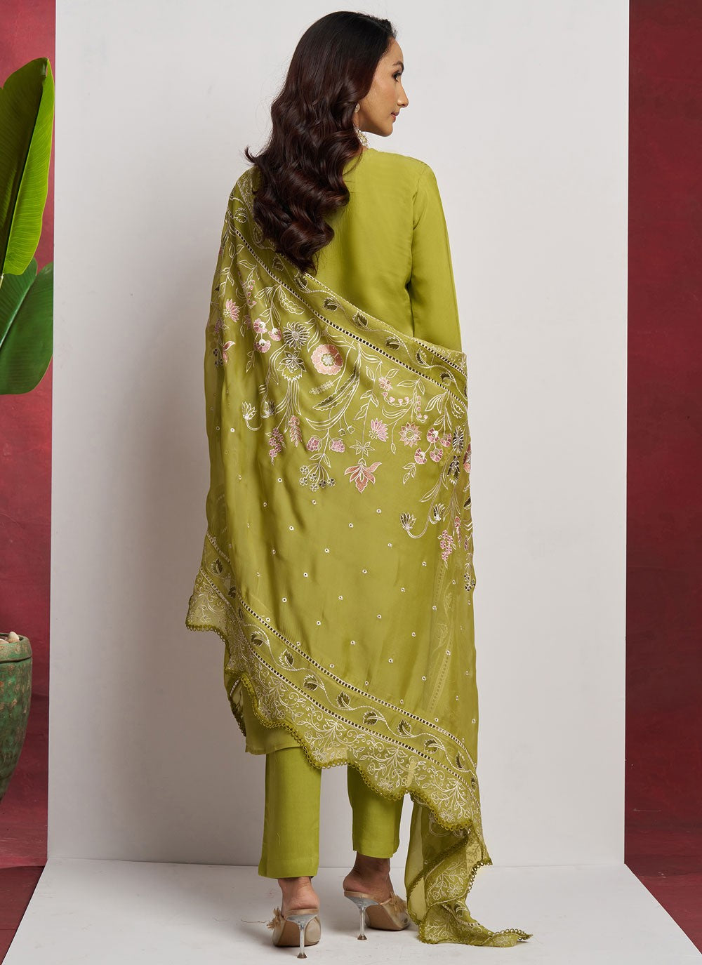 Salwar Suit Embroidered Green Organza T5765