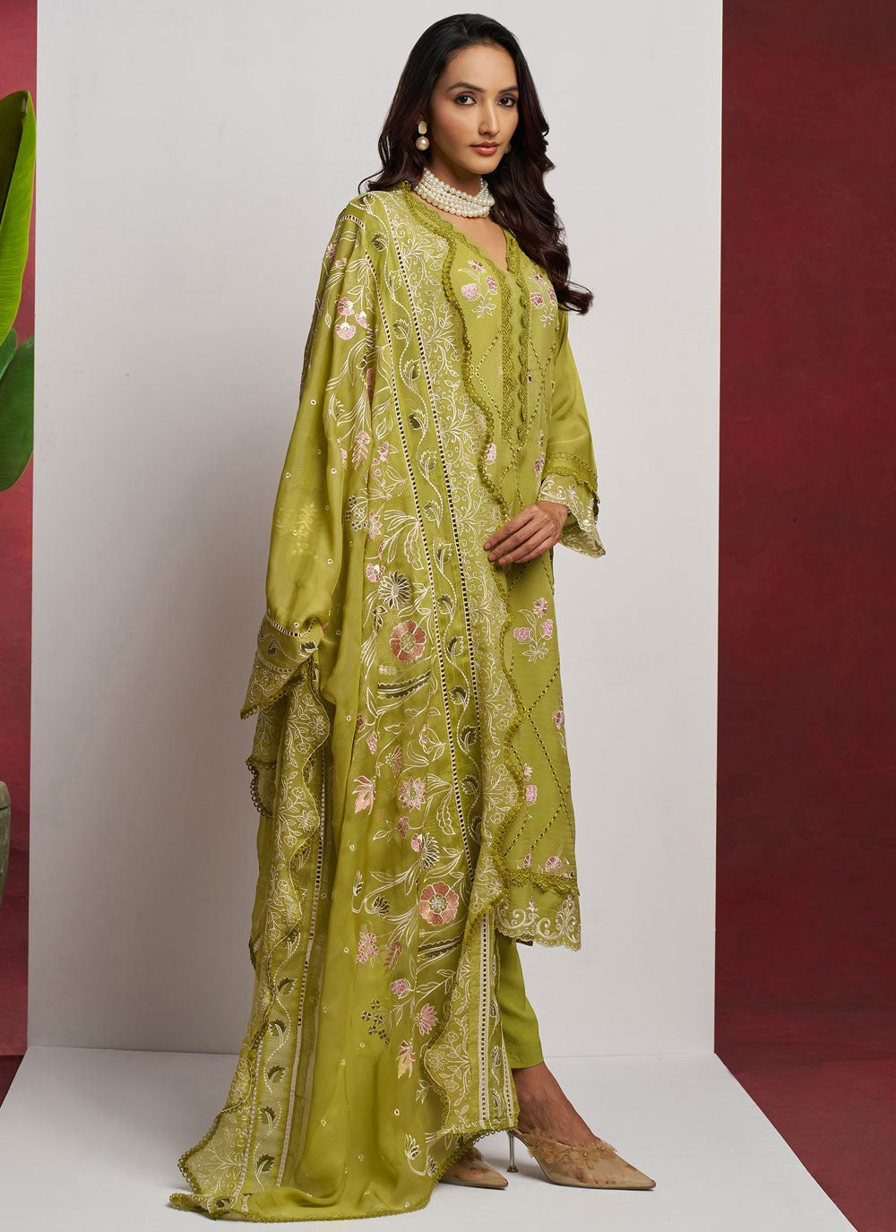 Salwar Suit Embroidered Green Organza T5765