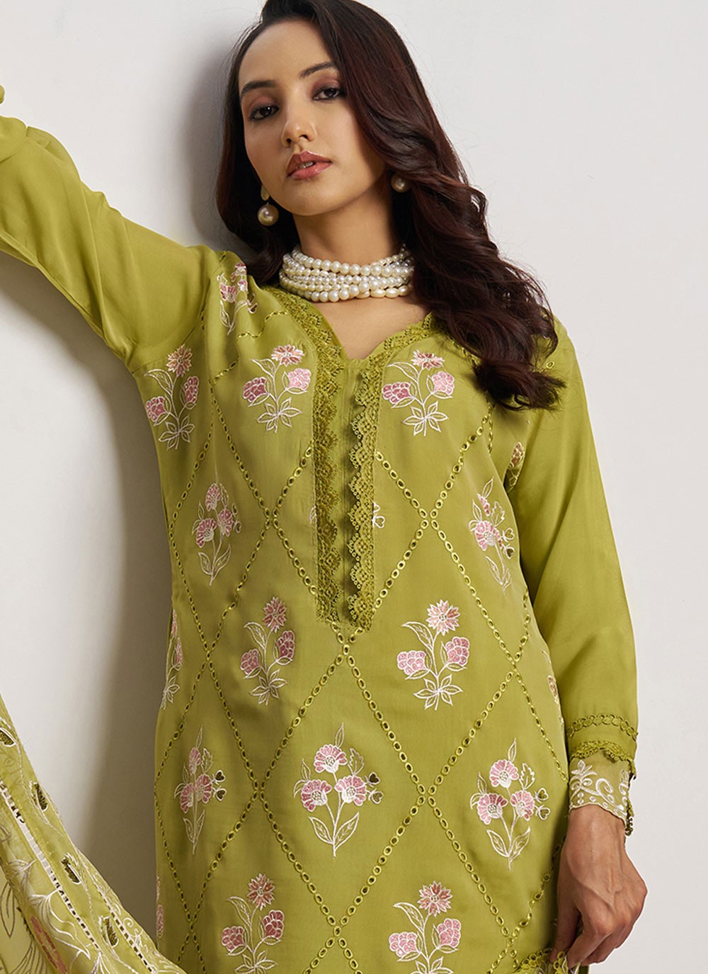 Salwar Suit Embroidered Green Organza T5765
