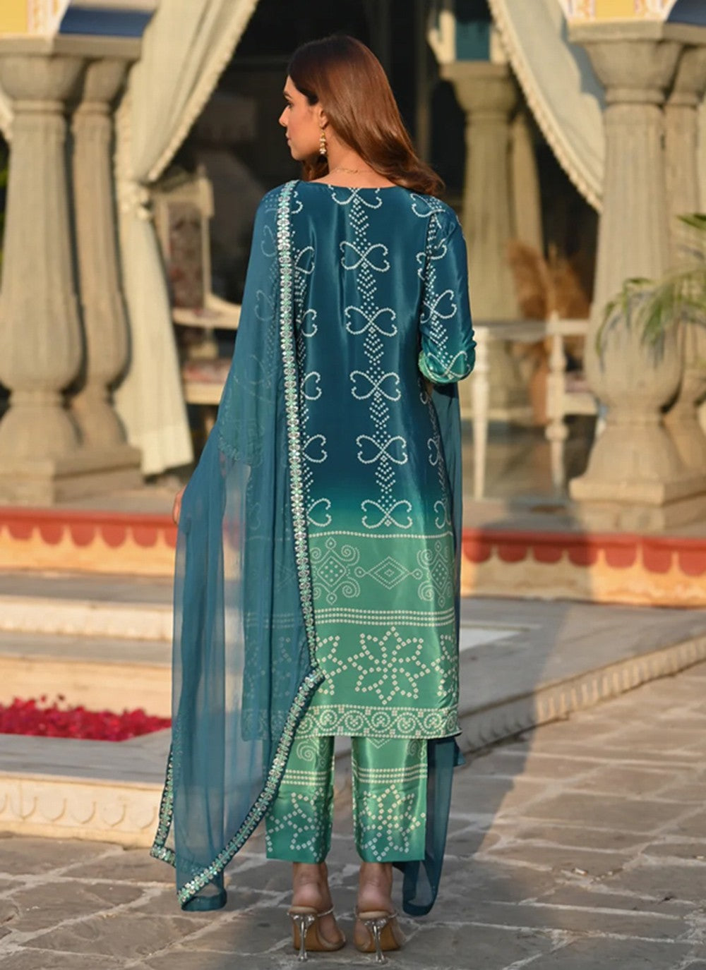 Embroidered Chinon Rama Pant Style Suit T6401