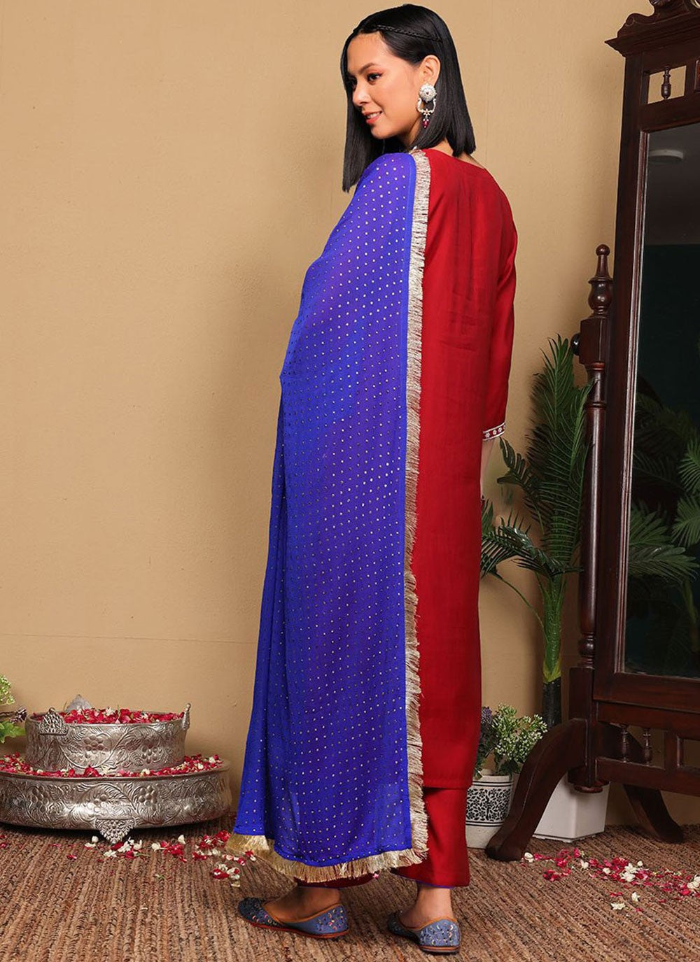 Salwar Suit Embroidered Hot Pink, Red Silk Blend T5646