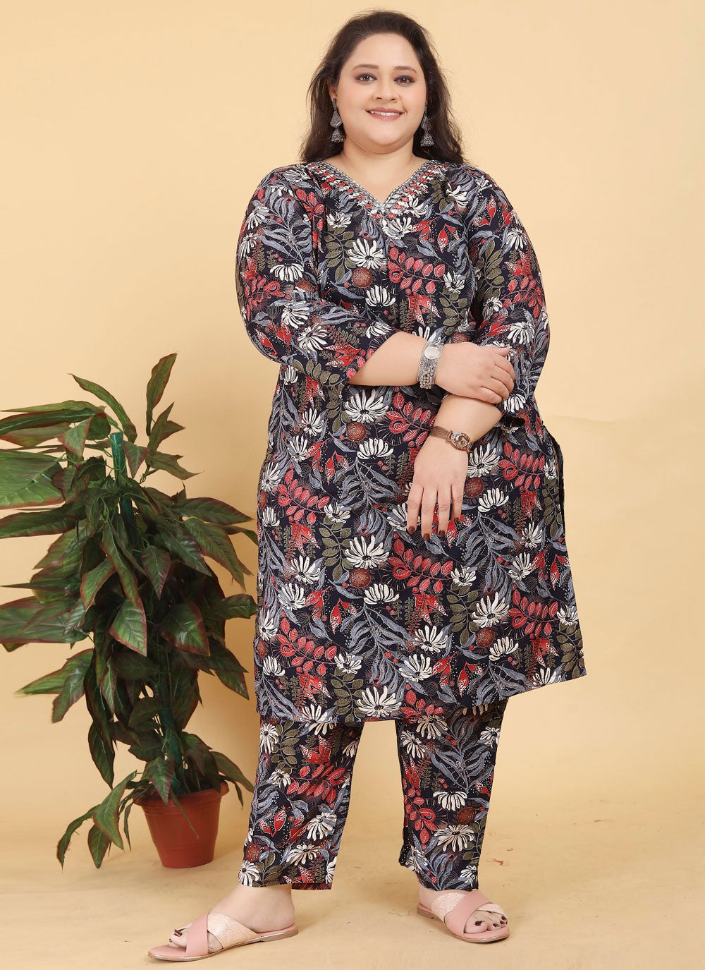 Salwar Suit Embroidered Black Rayon T5496