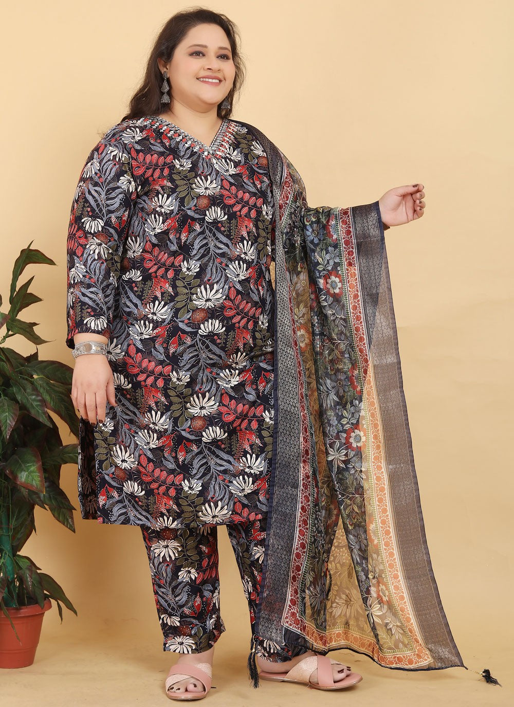 Salwar Suit Embroidered Black Rayon T5496