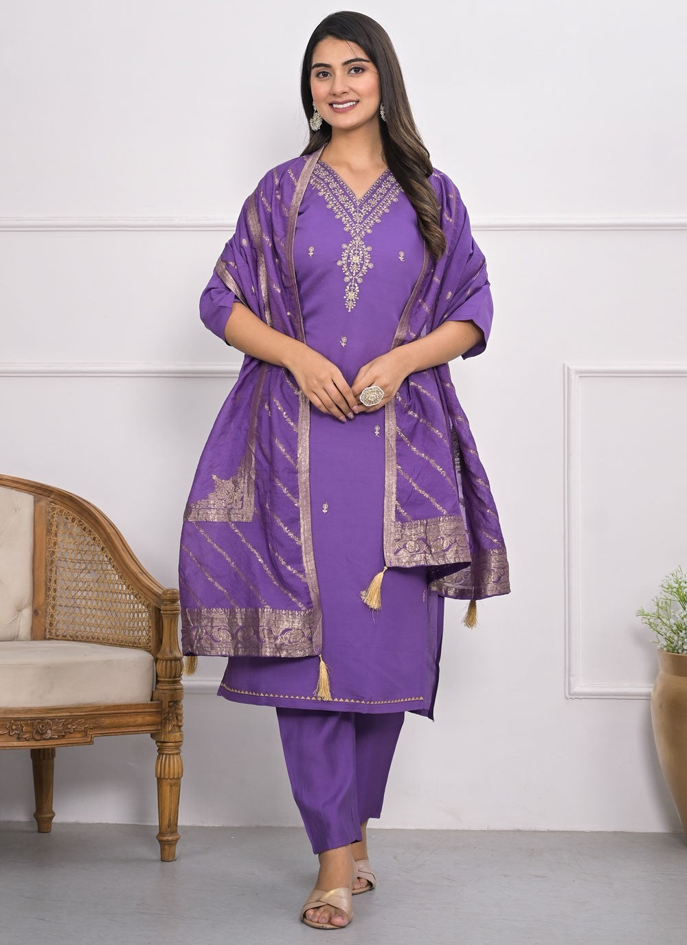 Silk, Viscose Salwar Suit - T3991