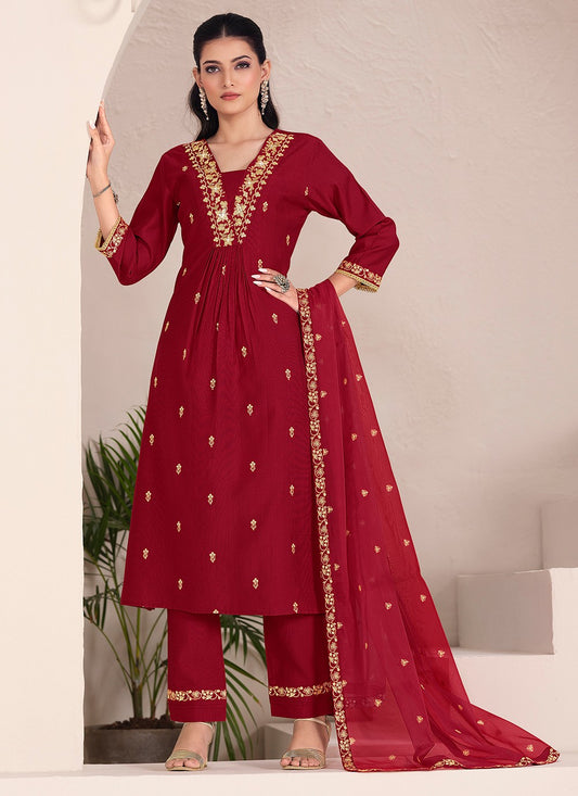 Pant Style Suit Embroidered Maroon T7537