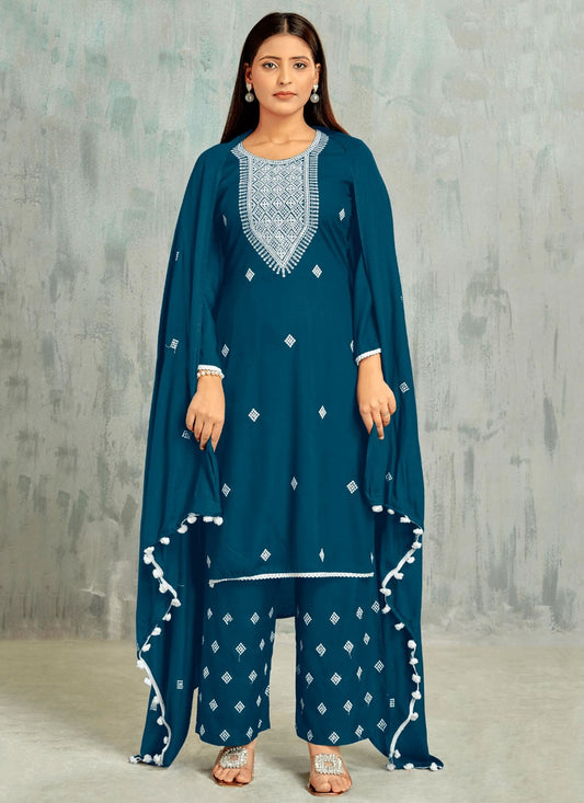 Salwar Suit Embroidered Teal Cotton T5249