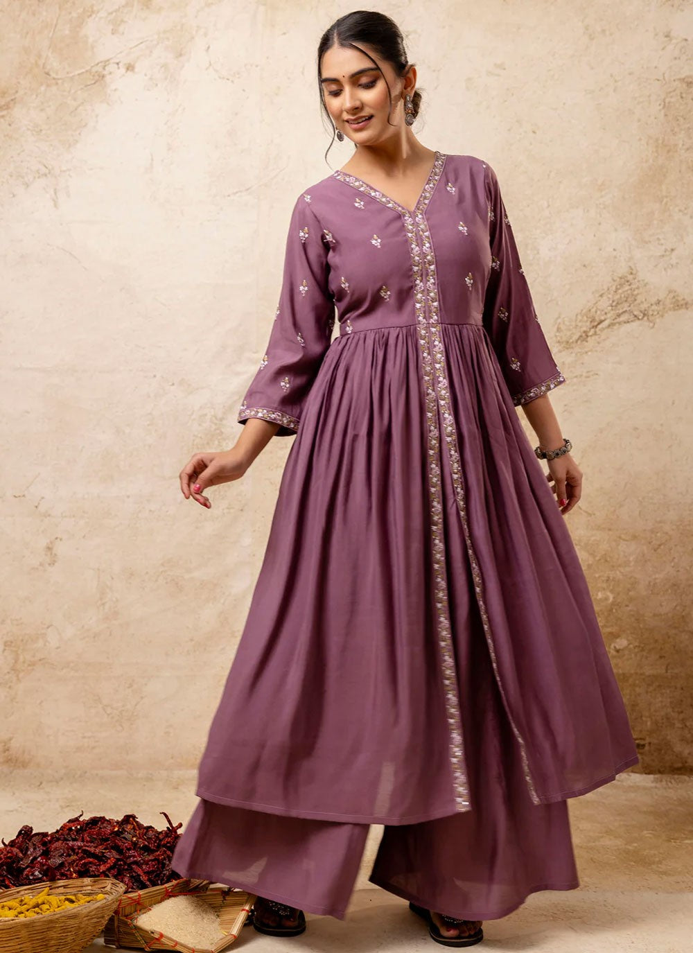 Embroidered Silk Blend Lavender Salwar Suit T6119