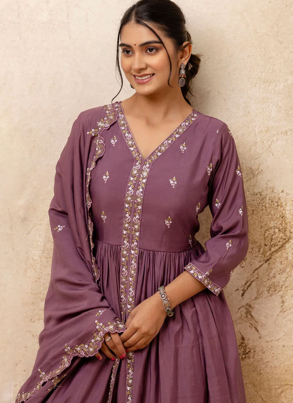 Embroidered Silk Blend Lavender Salwar Suit T6119