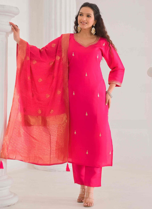 Archive Embroidered 316792 Hot Pink T6826