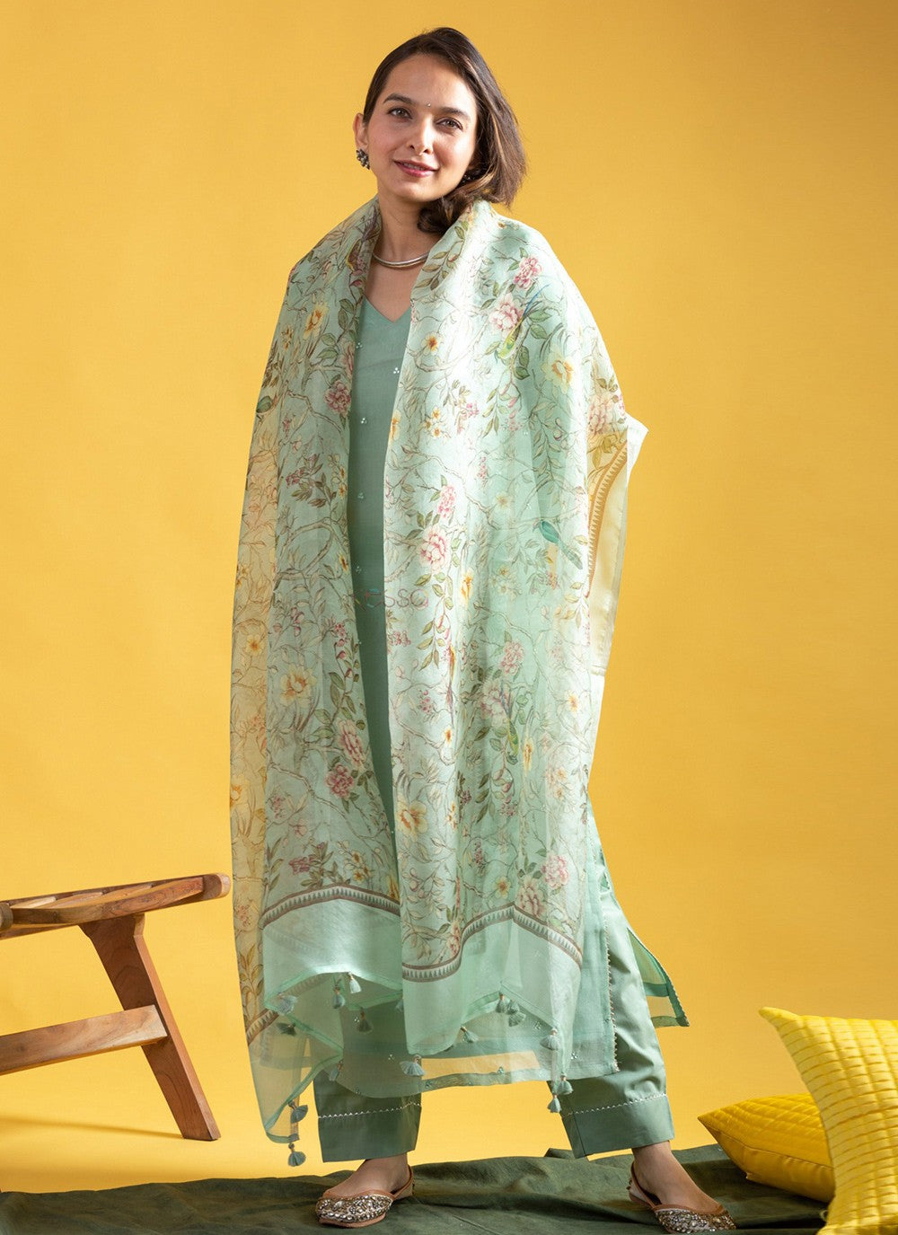 Embroidered Chanderi Green Salwar Suit T6106