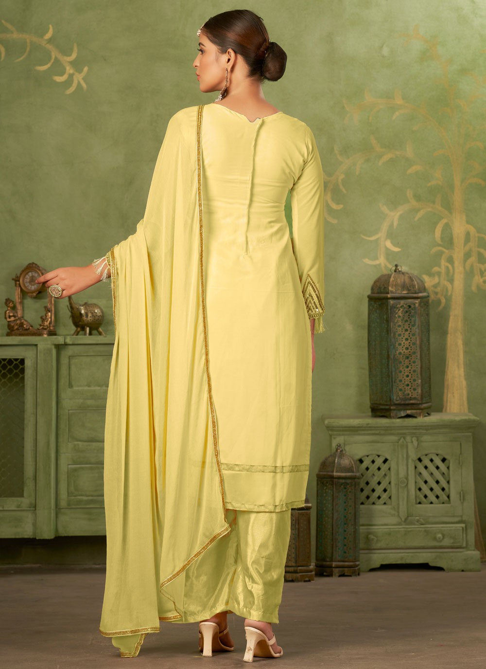 Hand Embroidery Silk Pant Style Suit - T4817