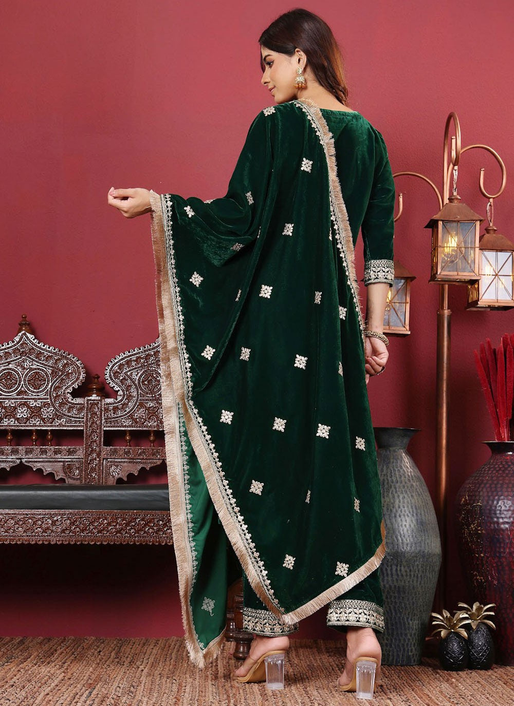 Salwar Suit Embroidered Green Fancy Fabric T5639