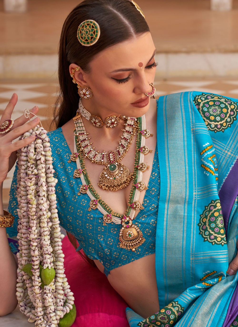 Contemporary Foliage Prints Silk Saree - S7561