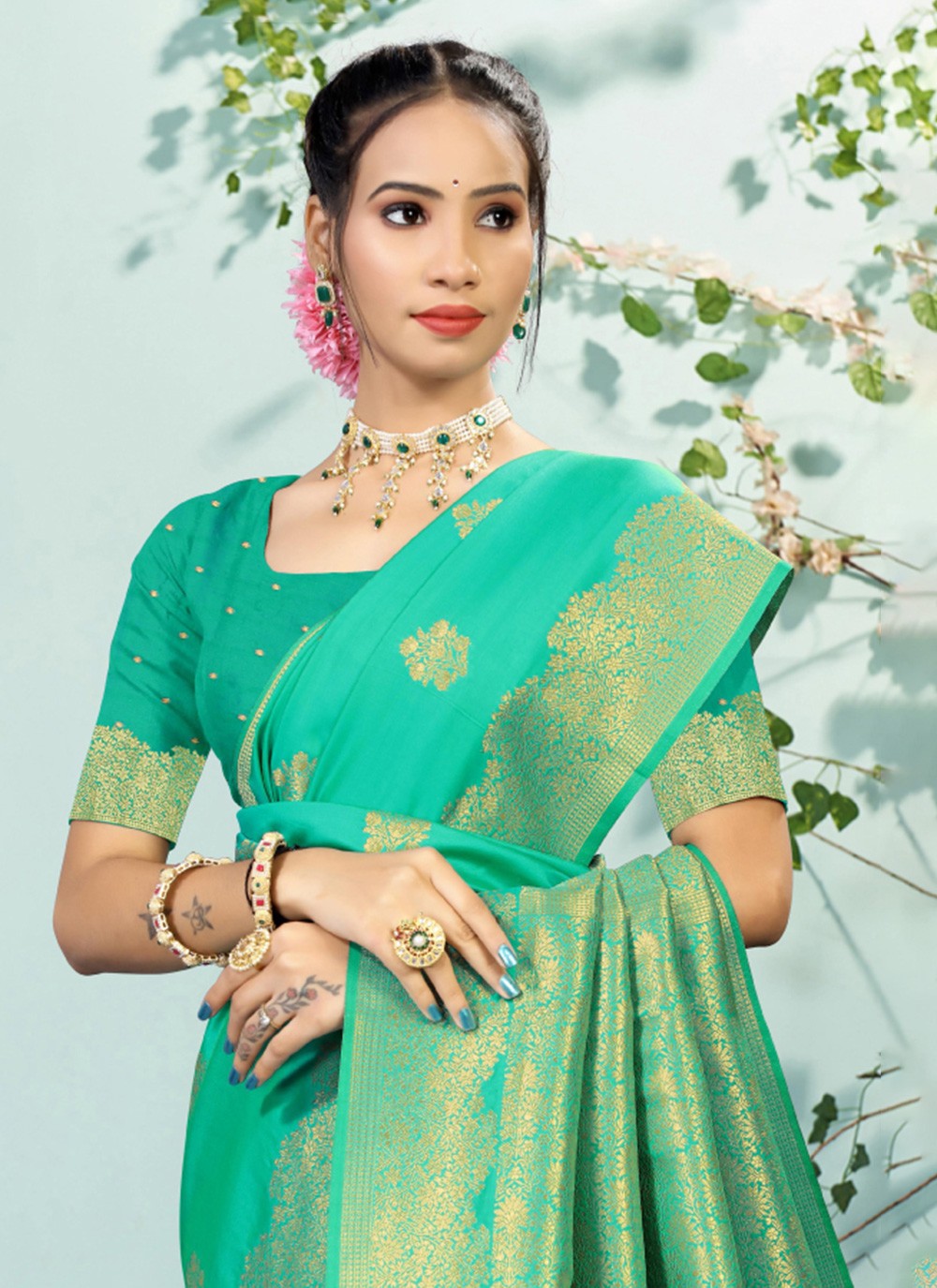 Classic Woven Silk Saree - S7371
