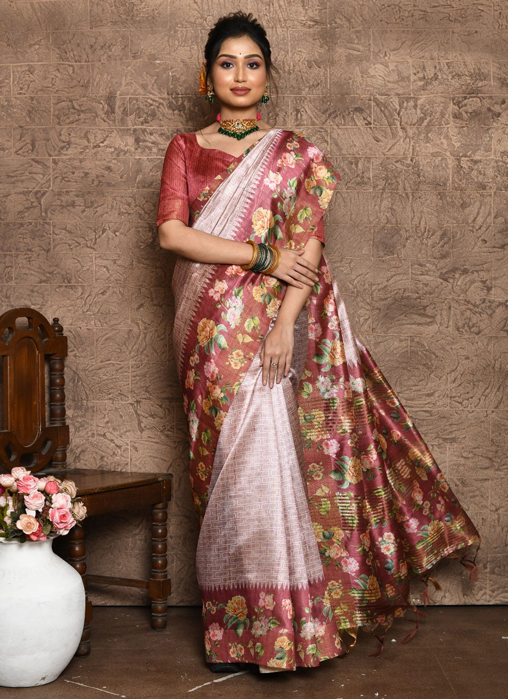 Trendy Floral Printed Silk Saree - S4299