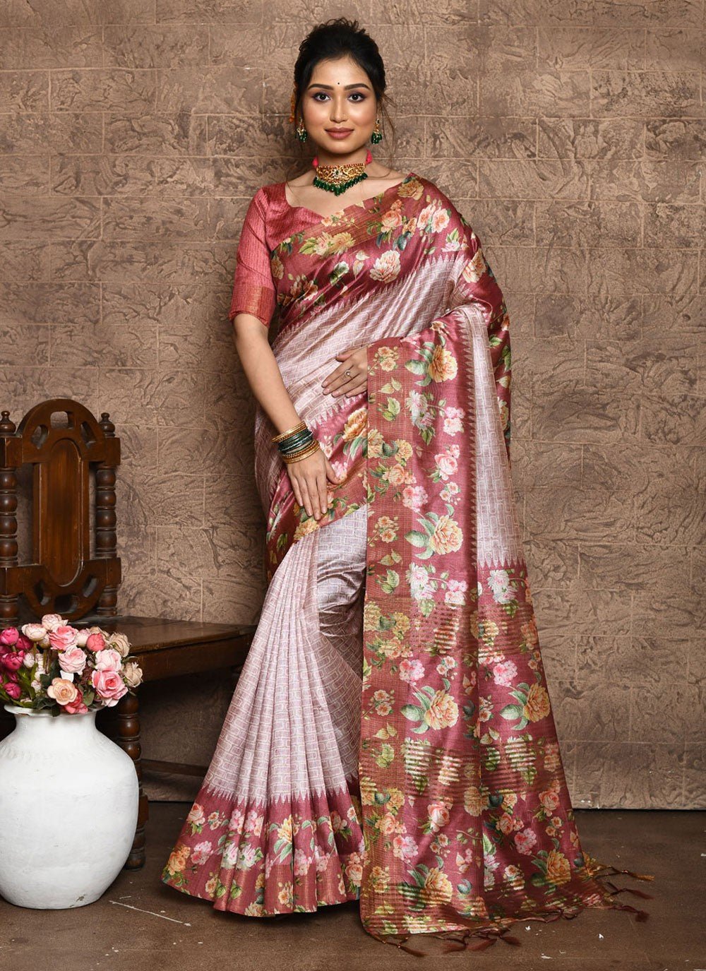 Trendy Floral Printed Silk Saree - S4299