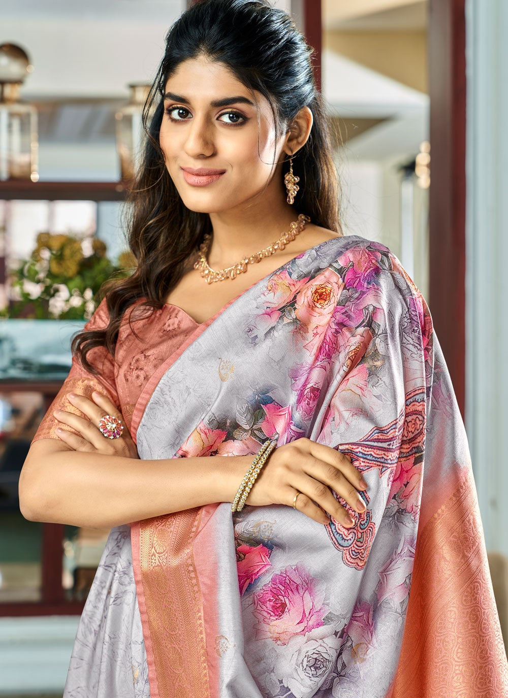 Trendy Floral Printed Handloom Silk Saree - S5403