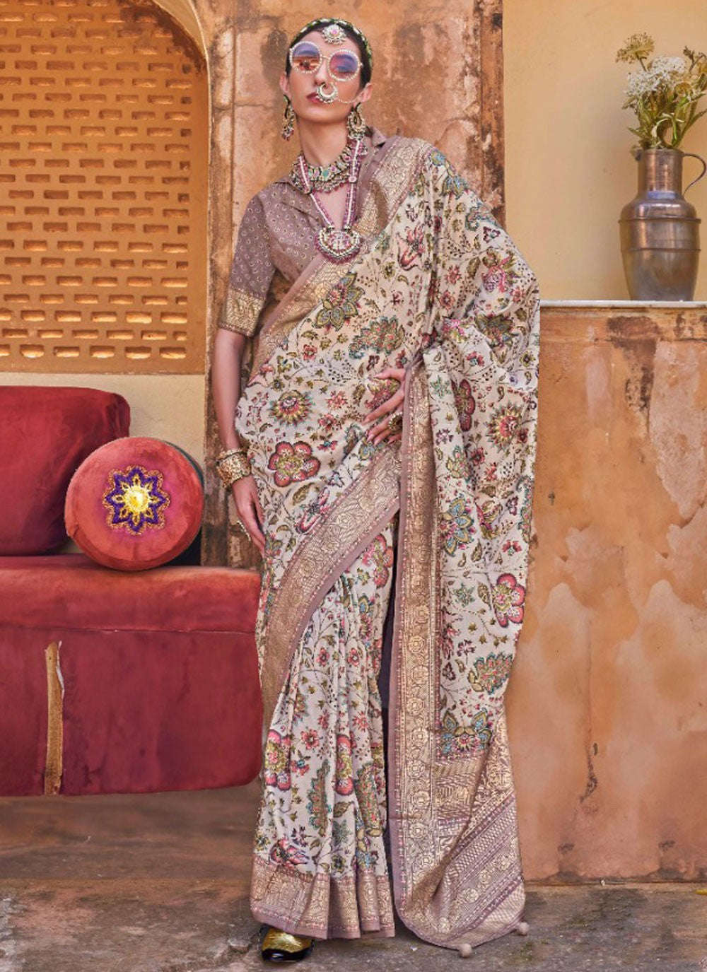 Border Work, Foliage Prints, Weaving Zari Silk Saree - S12095