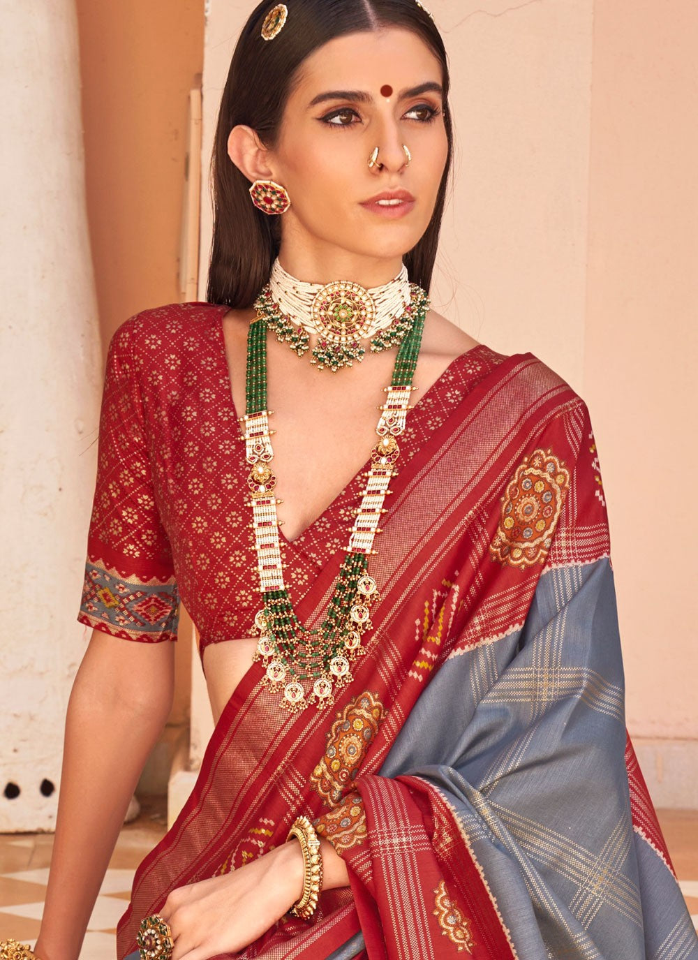 Contemporary Foliage Prints Silk Saree - S7561