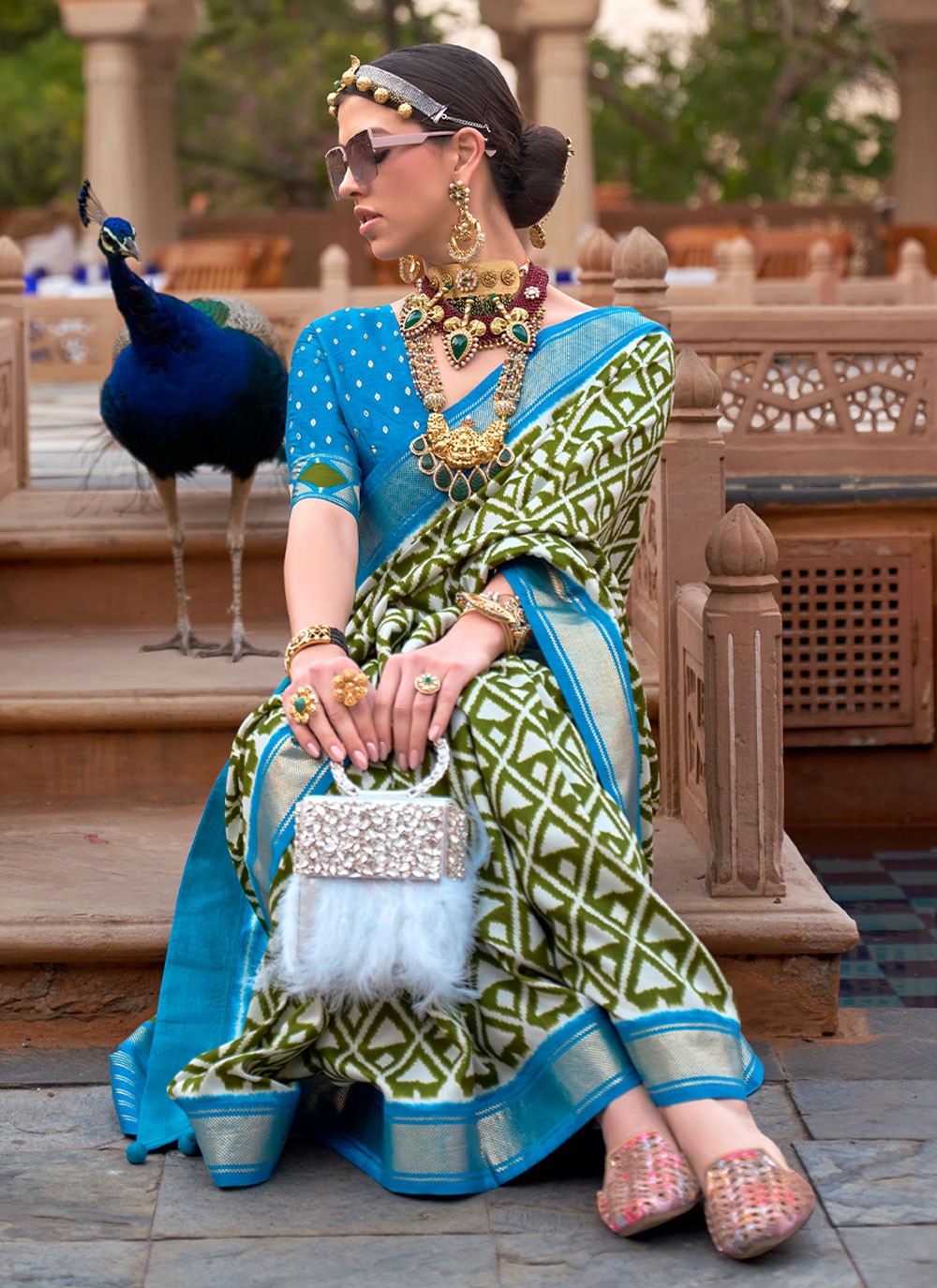 Classic Foliage Prints Silk Saree - S2648