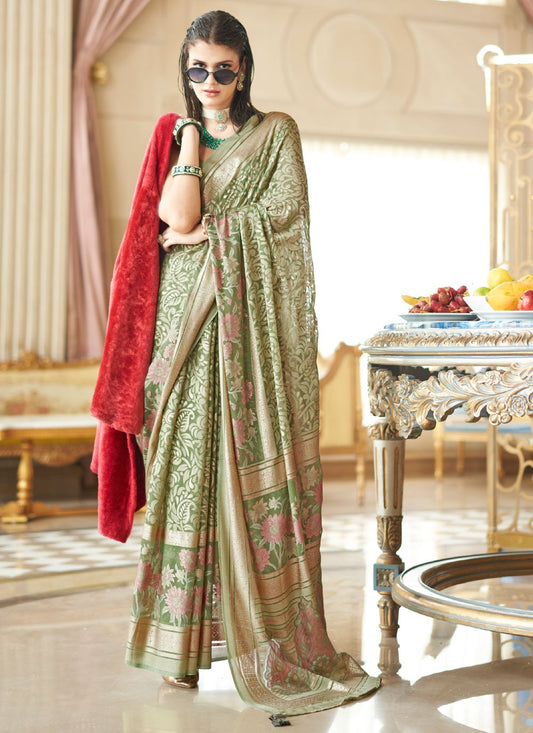 Green Georgette Trendy Saree Fancy Work, Woven S18265