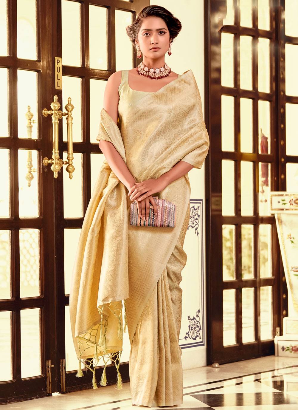 Contemporary Weaving Zari Gold Silk Saree S13004