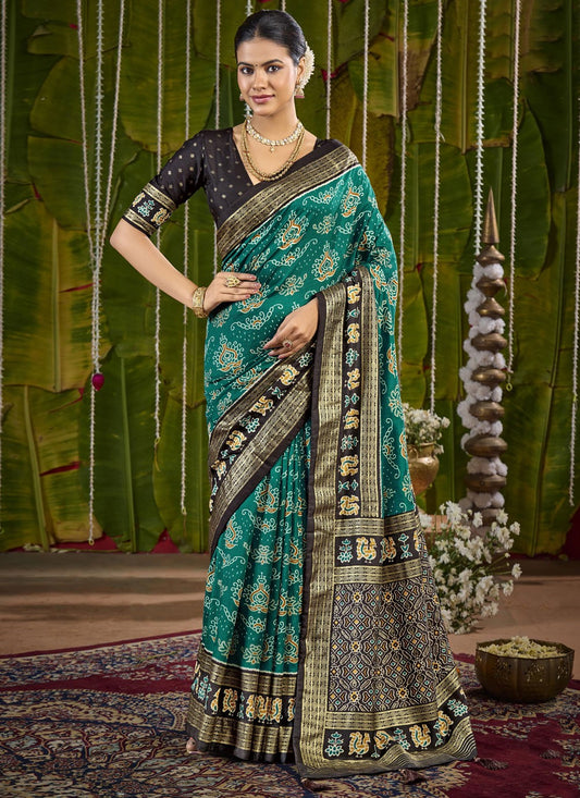 Green Silk Trendy Saree Abstract Print S20234