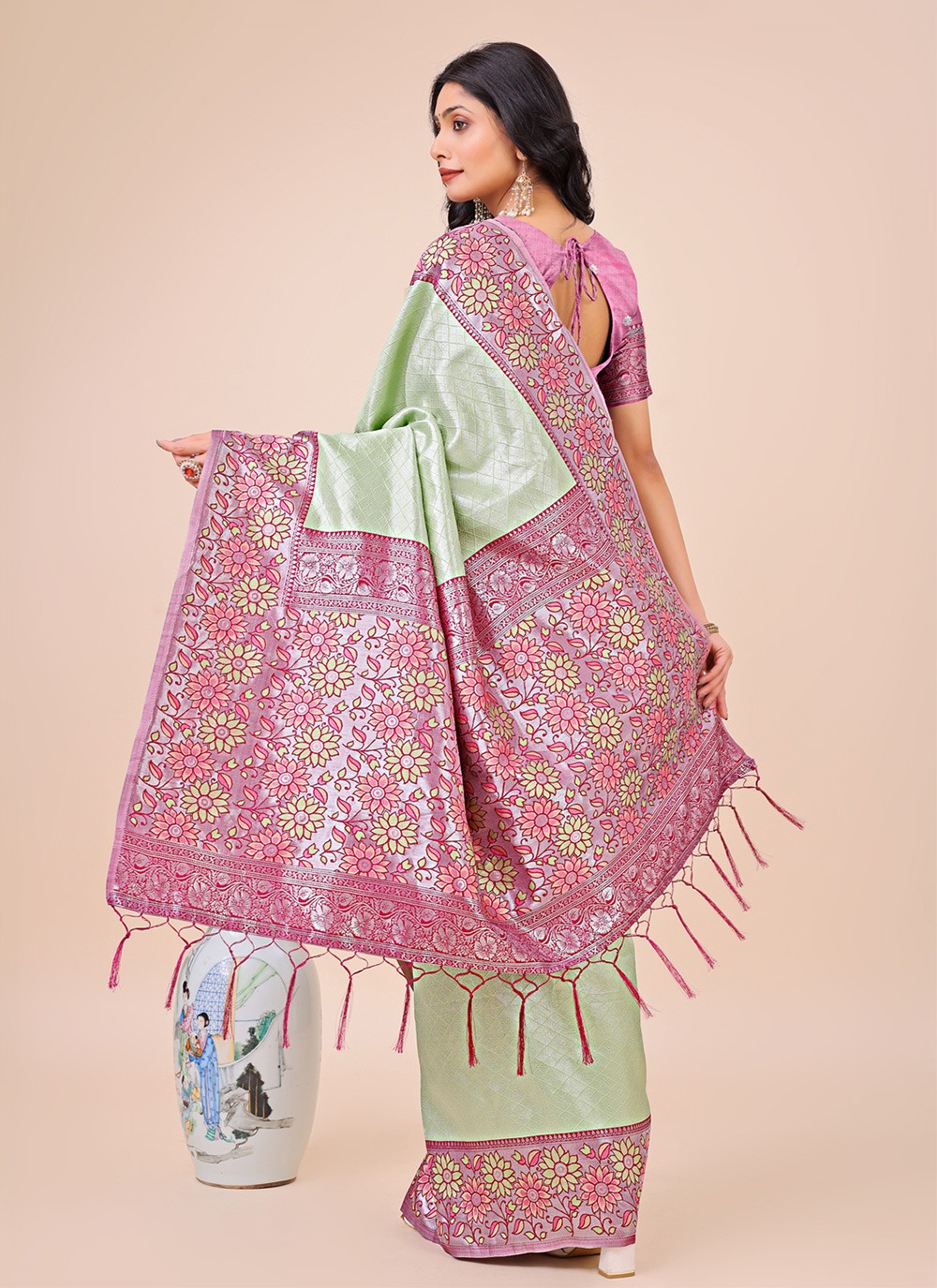 Woven Silk Green Trendy Saree S15165