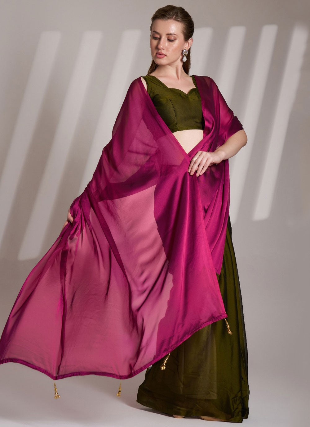 Designer Plain Green, Hot Pink Rangoli Saree S13442
