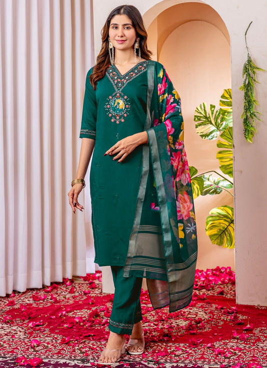 Salwar Suit Embroidered Green T7540